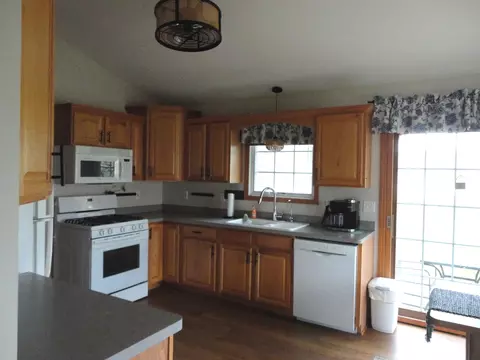 Kitchen - 144 Winding Trl, Diamond, IL 60416 photo 1 of 2