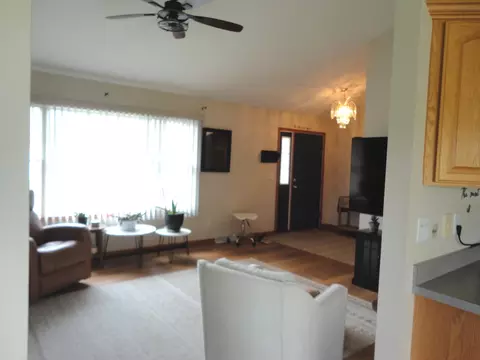 Entry Way - 144 Winding Trl, Diamond, IL 60416 photo 1 of 1