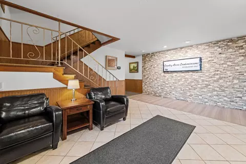 Other - 640 Murray Ln #111, Des Plaines, IL 60016 photo 1 of 3