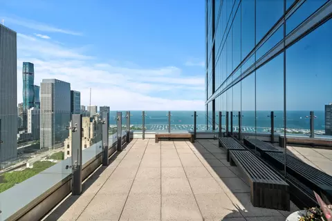 View/Area - 60 E Monroe St #4504, Chicago, IL 60603 photo 2 of 6
