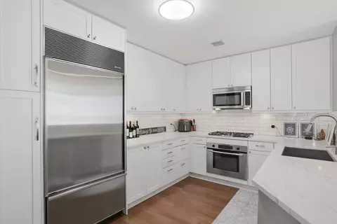 Kitchen - 60 E Monroe St #4504, Chicago, IL 60603 photo 2 of 4