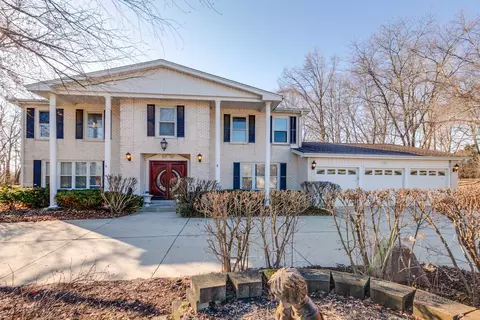 505 Rue Chamonix, Deer Park, IL 60010