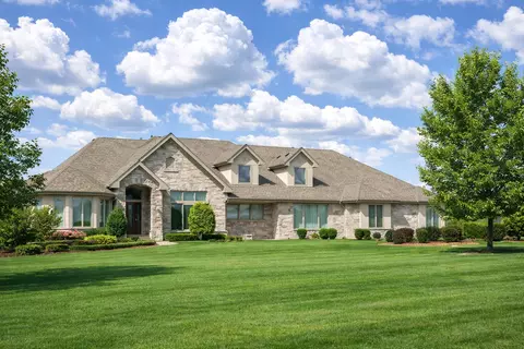 23164 S Dutch Dr, Frankfort, IL 60423