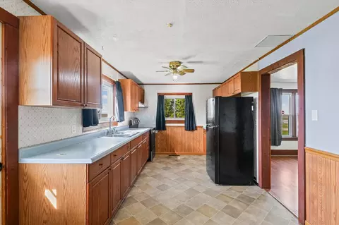 Kitchen - 104 E Allen St, Allerton, IL 61810 photo 2 of 5