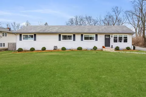 6213 Leonard Ave, Downers Grove, IL 60516
