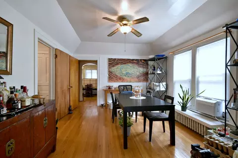 Dining - 7625 Monroe St, Forest Park, IL 60130 photo 2 of 5