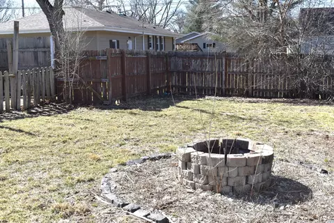 Exterior - 1770 E North St, Morris, IL 60450 photo 3 of 3