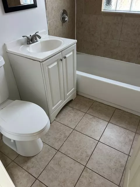 Bath - Undisclosed, Chicago, IL 60636 photo 7 of 7