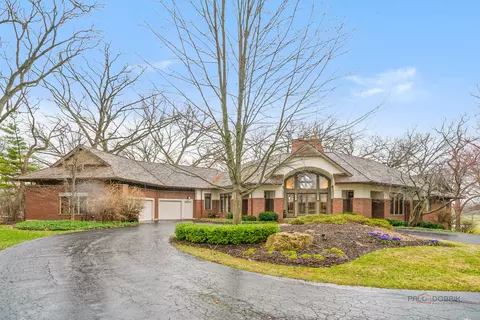 132 N Wynstone Dr, North Barrington, IL 60010