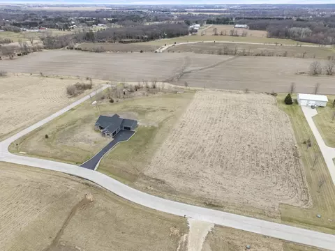 18303 Loretta Dr, Marengo, IL 60152