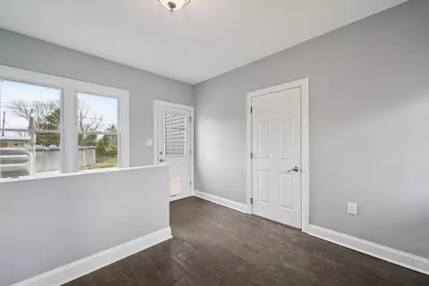 Entry Way - 849 Dixie Hwy, Beecher, IL 60401 photo 1 of 1