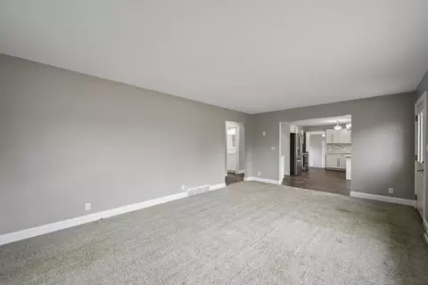 Living - 849 Dixie Hwy, Beecher, IL 60401 photo 2 of 3