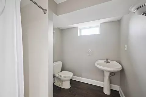 Bath - 849 Dixie Hwy, Beecher, IL 60401 photo 2 of 2