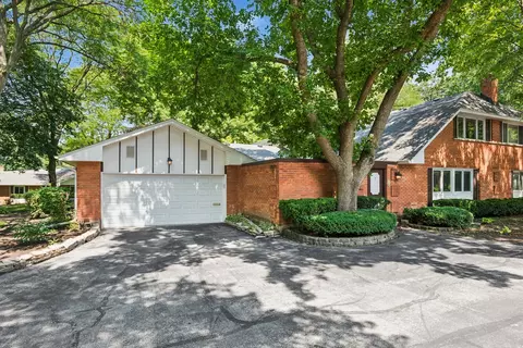 2 Croydon On Duxbury St, Rolling Meadows, IL 60008