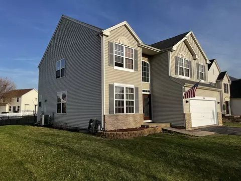 Exterior - 1918 Windstone Dr, Plainfield, IL 60586 photo 2 of 5