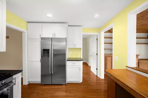 Kitchen - 3315 S Riverdale Rd, Mchenry, IL 60051 photo 3 of 3
