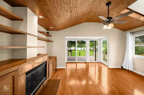Living - 3315 S Riverdale Rd, Mchenry, IL 60051 photo 1 of 5