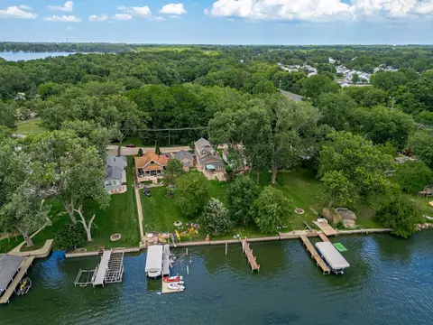 View/Area - 3315 S Riverdale Rd, Mchenry, IL 60051 photo 15 of 17