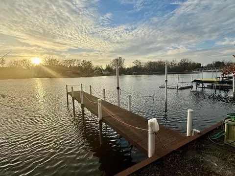 View/Area - 3315 S Riverdale Rd, Mchenry, IL 60051 photo 2 of 17