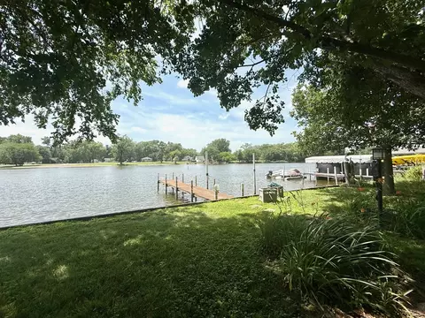 Exterior - 3315 S Riverdale Rd, Mchenry, IL 60051 photo 15 of 22
