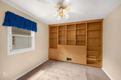 Bedroom - 3315 S Riverdale Rd, Mchenry, IL 60051 photo 1 of 6