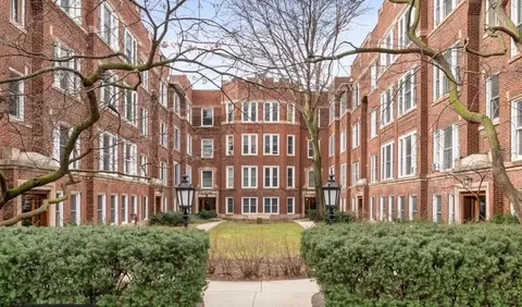 5470 S Woodlawn Ave #1E, Chicago, IL 60615