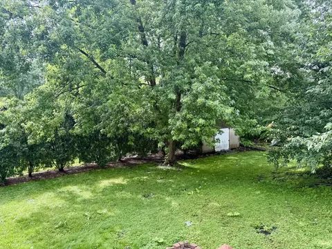 Exterior - Undisclosed, Wheaton, IL 60187 photo 2 of 9