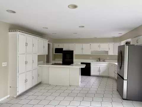 Kitchen - Undisclosed, Wheaton, IL 60187 photo 1 of 6