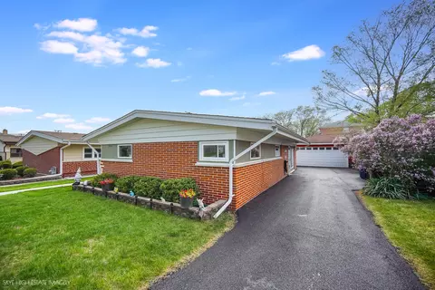 Undisclosed, Evergreen Park, IL 60805