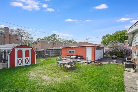 Exterior - Undisclosed, Evergreen Park, IL 60805 photo 4 of 5