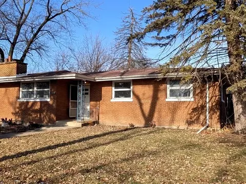 Exterior - 14844 Dearborn St, Dolton, IL 60419 photo 1 of 2