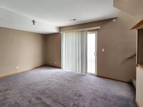 Living - 791 Serendipity Dr, Aurora, IL 60504 photo 2 of 3