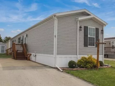 83 St George Dr, Bourbonnais, IL 60914