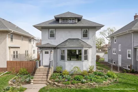 542 N Ridgeland Ave, Oak Park, IL 60302