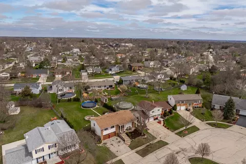 960 Sycamore Ct, Hoffman Estates, IL 60192 photo 42