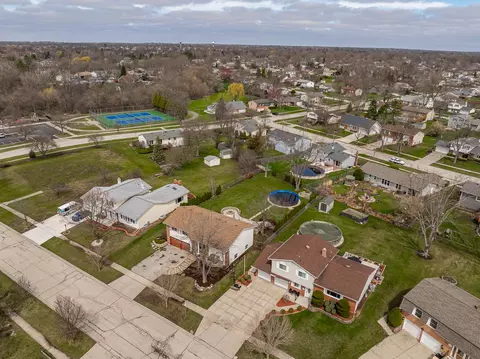 960 Sycamore Ct, Hoffman Estates, IL 60192 photo 41