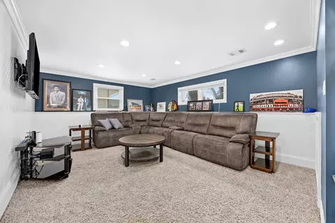 960 Sycamore Ct, Hoffman Estates, IL 60192 photo 25