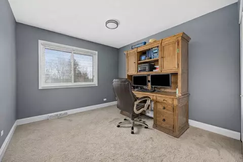 960 Sycamore Ct, Hoffman Estates, IL 60192 photo 19