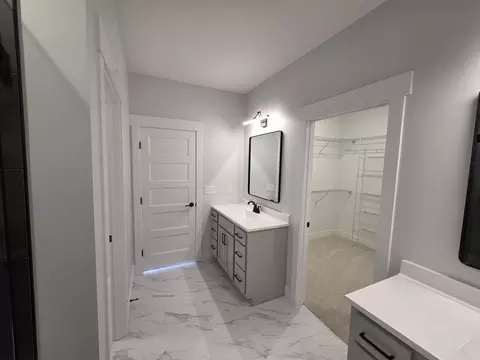 Other - 2905 Binghamton Ln, Bloomington, IL 61705 photo 4 of 11