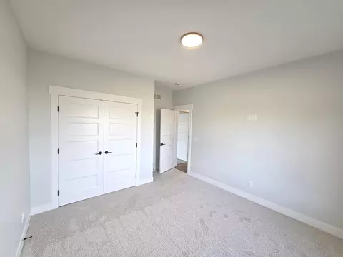 Bedroom - 2905 Binghamton Ln, Bloomington, IL 61705 photo 6 of 6