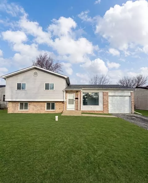 3704 Tamarind Ln, Hazel Crest, IL 60429