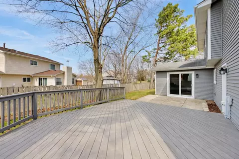 Exterior - 4444 Westbridge Ct, Hoffman Estates, IL 60192 photo 3 of 4