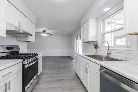 Kitchen - 1312 Nicki Dr, Bloomington, IL 61704 photo 1 of 4