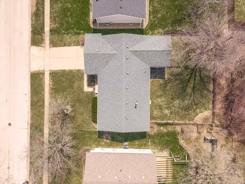 View/Area - 1312 Nicki Dr, Bloomington, IL 61704 photo 3 of 8