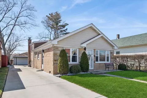 3124 Madison St, Bellwood, IL 60104