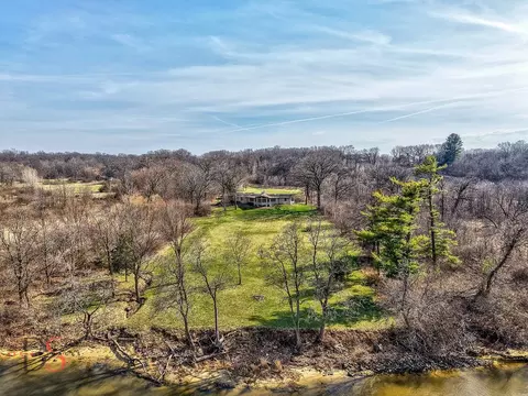 View/Area - 2778 E 1779th Rd, Ottawa, IL 61350 photo 7 of 8