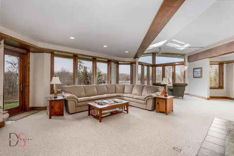 Living - 2778 E 1779th Rd, Ottawa, IL 61350 photo 1 of 6