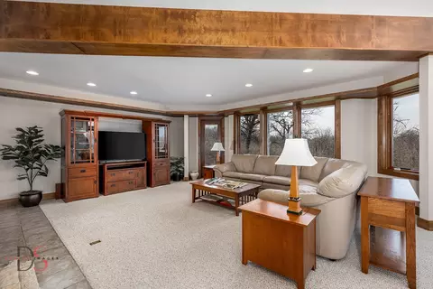 Living - 2778 E 1779th Rd, Ottawa, IL 61350 photo 3 of 6