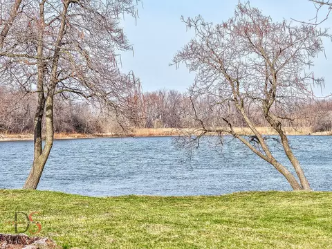 View/Area - 2778 E 1779th Rd, Ottawa, IL 61350 photo 3 of 8