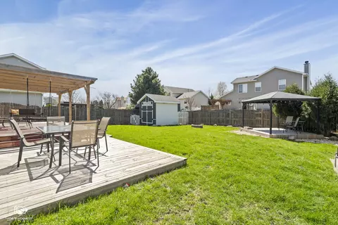 Exterior - 2813 Twin Falls Dr, Plainfield, IL 60586 photo 8 of 9